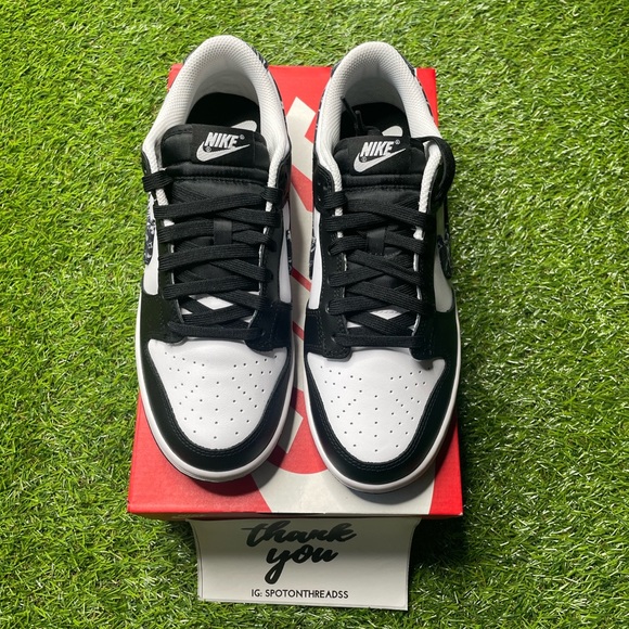 Nike Dunk Low ‘Black Paisley’ - Picture 3 of 6